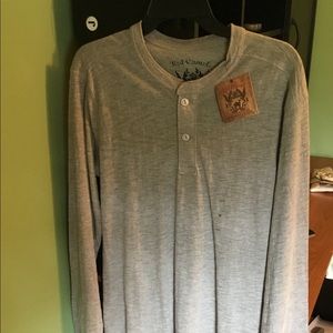 ❣️2/$35 NWT Red Camel Grey Long Sleeve Henley